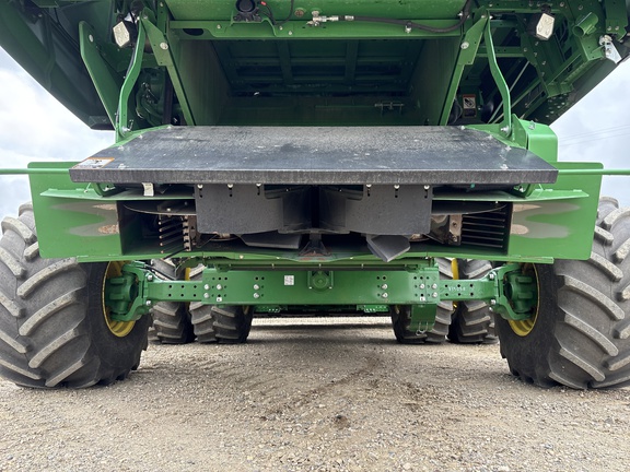 Used 2025 John Deere S7 900 Combines at Horizon Ag & Turf in Lloydminster, AB - Photo8