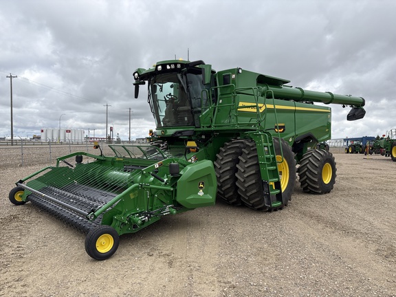  John Deere S7 900
