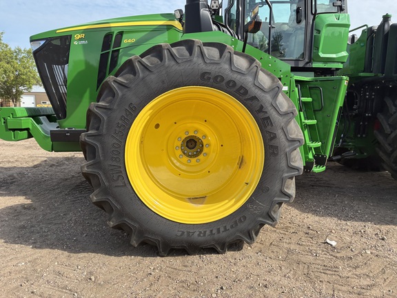 2025 John Deere 9R 640 - Photo9