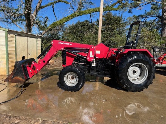 2015 Mahindra 4550 Photo 1