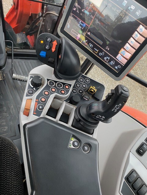 2018 Kubota M7 171 Image 15