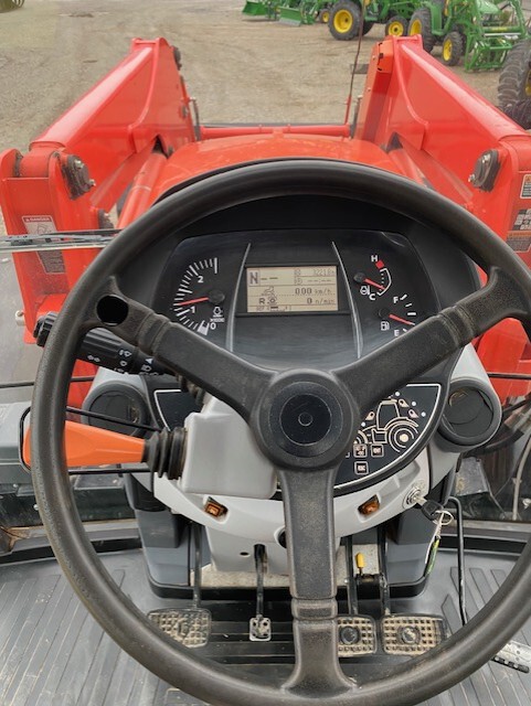 2018 Kubota M7 171 Image 18