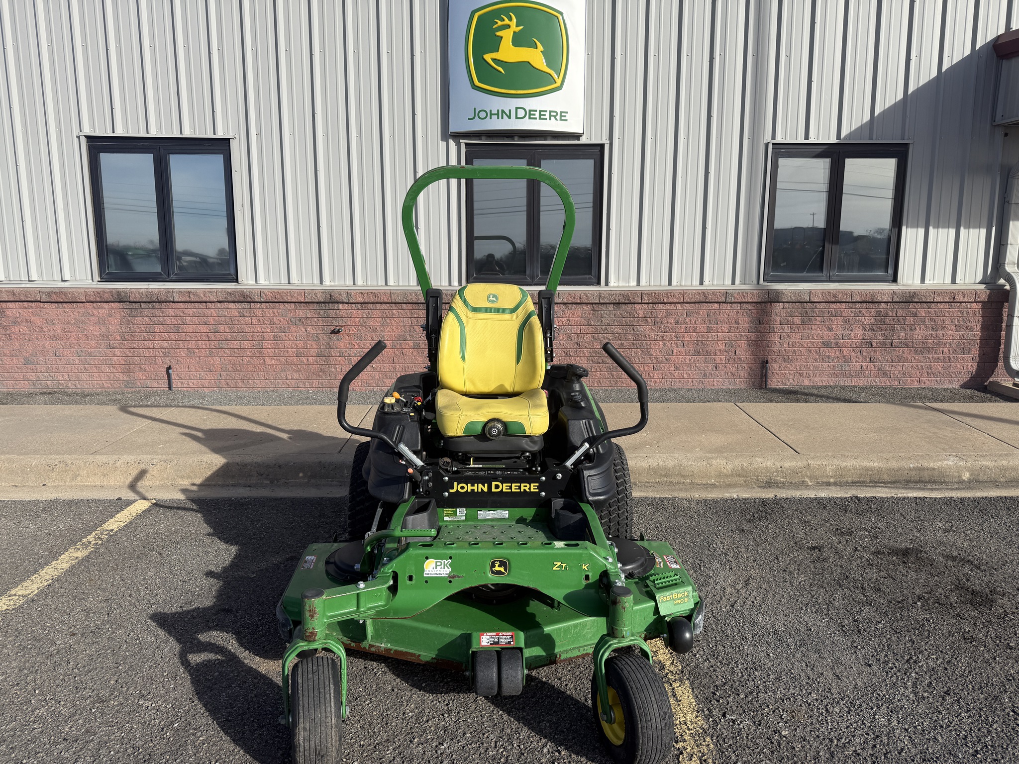 2023 John Deere Z960M Image 3