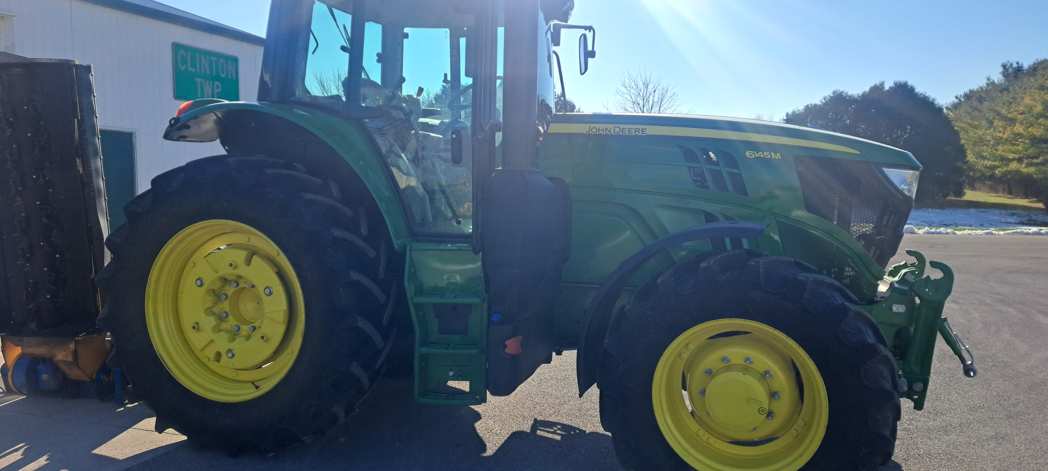 2023 John Deere 6145M Image 8
