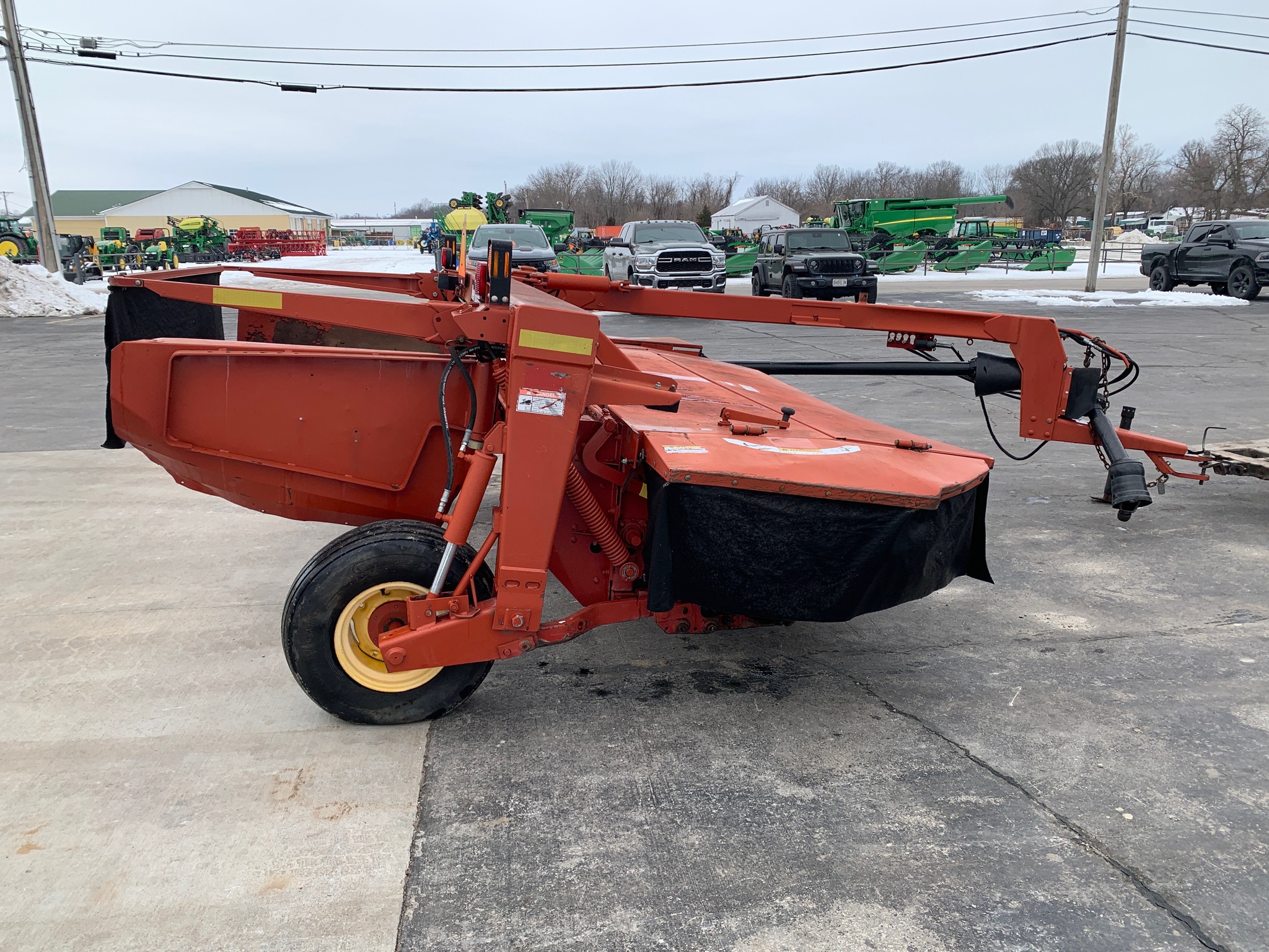  2006 New Holland 1412 at Heritage Tractor in Lamar, MO