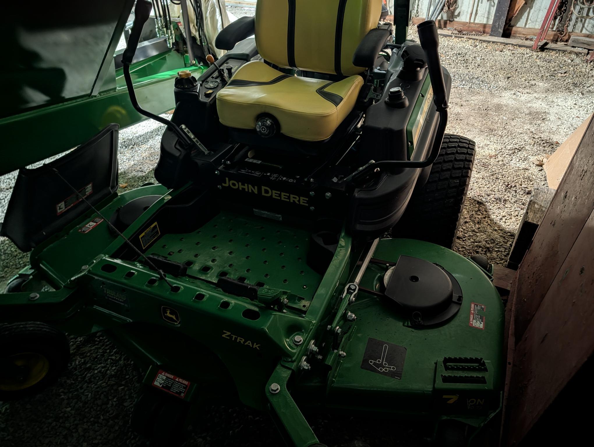 2021 John Deere Z970R Image 5