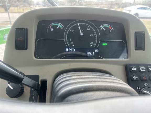 2024 John Deere 4075R Photo 9