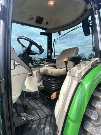 2024 John Deere 4075R Photo 6