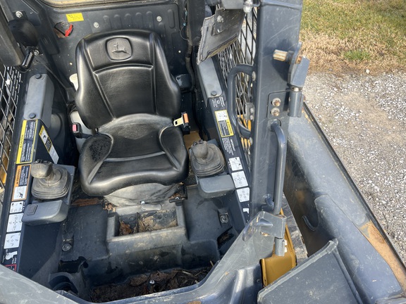 Photo of 2019 John Deere 325G