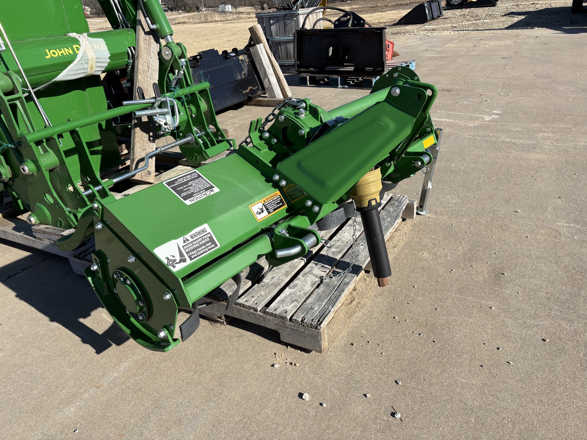 2022 John Deere 655 Image 2