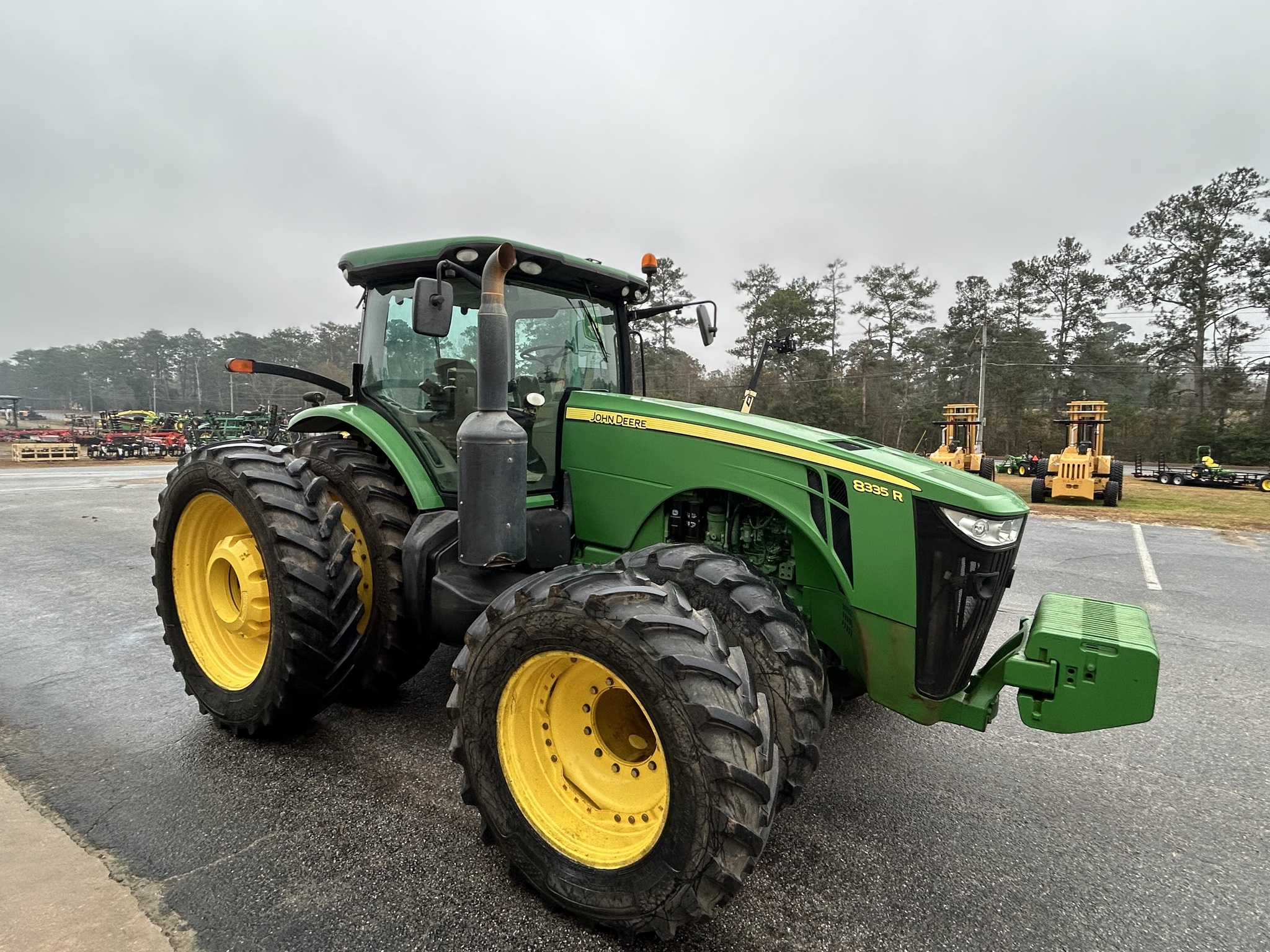 2012 John Deere 8335R Image 3