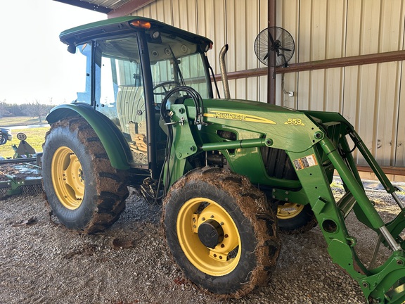 2011 John Deere 5101E Photo 1