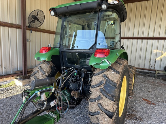 2011 John Deere 5101E Photo 4