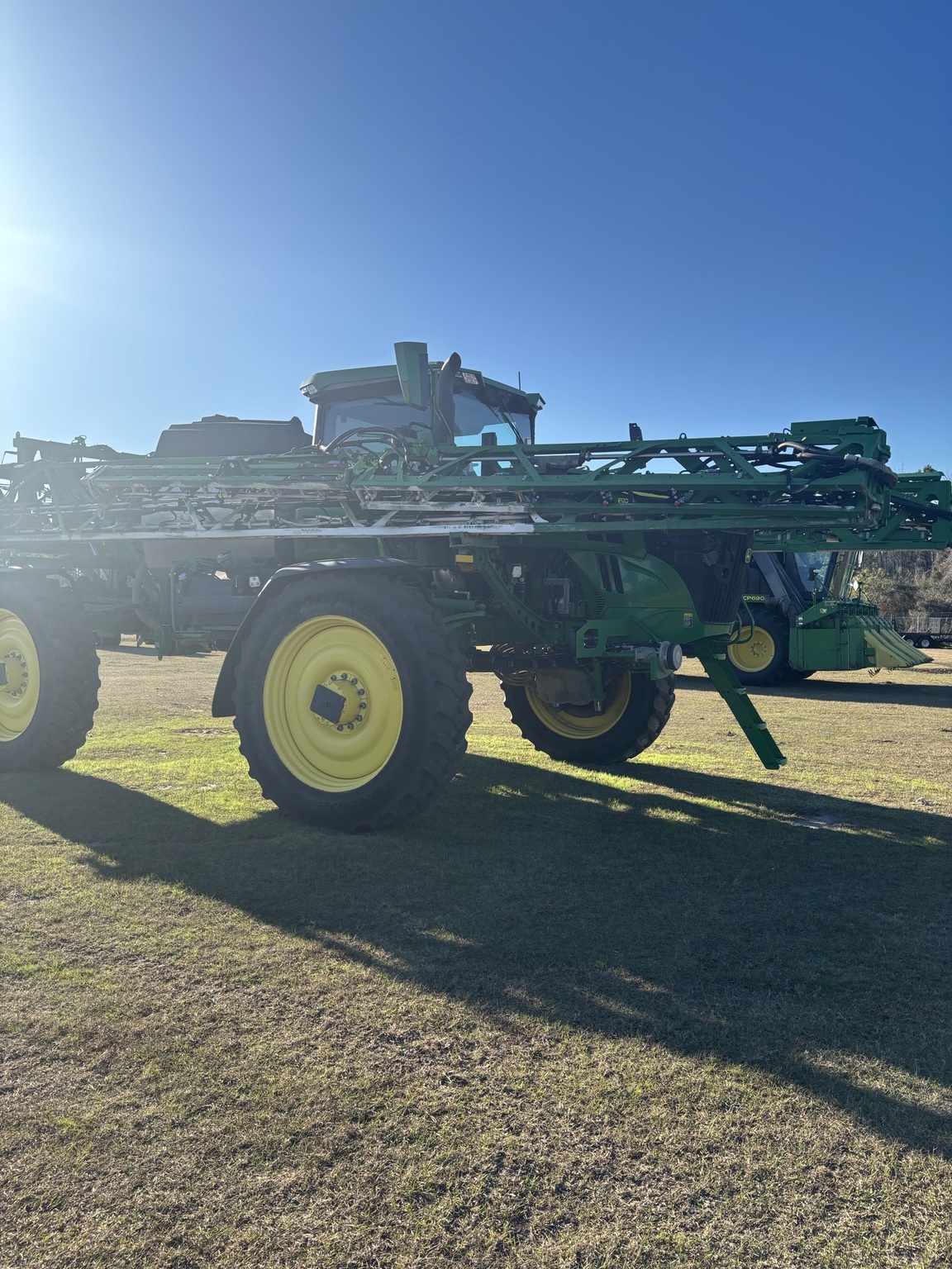 2023 John Deere 612R Image 2