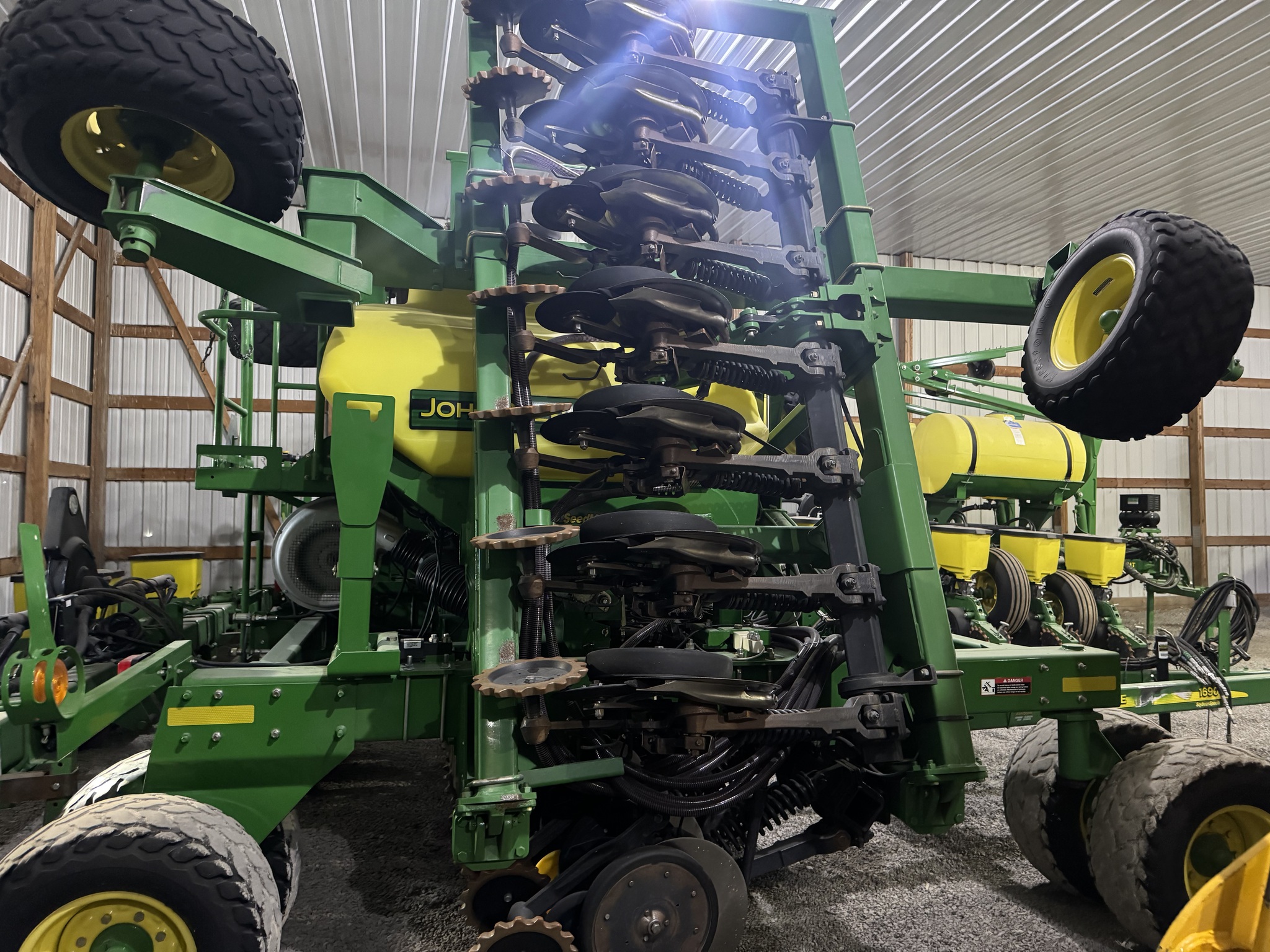 2005 John Deere 1690 Image 6