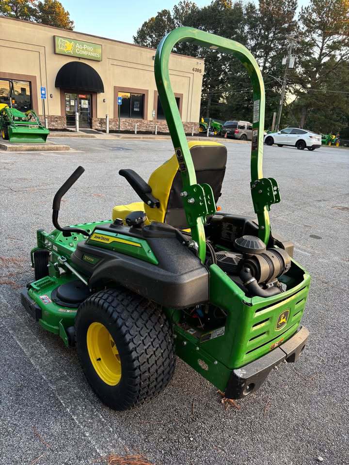 2025 John Deere Z920M Image 4