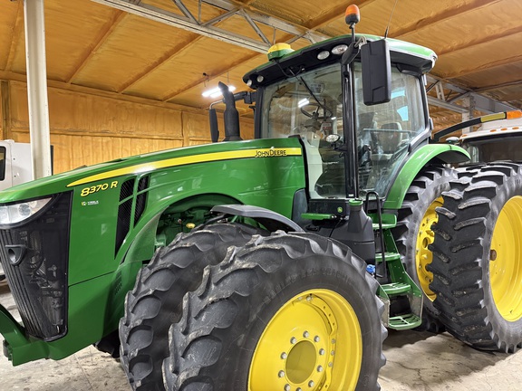 2020 John Deere 8370R - Photo1