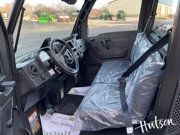 Photo of 2025 John Deere XUV 875M HVAC Cab Diesel
