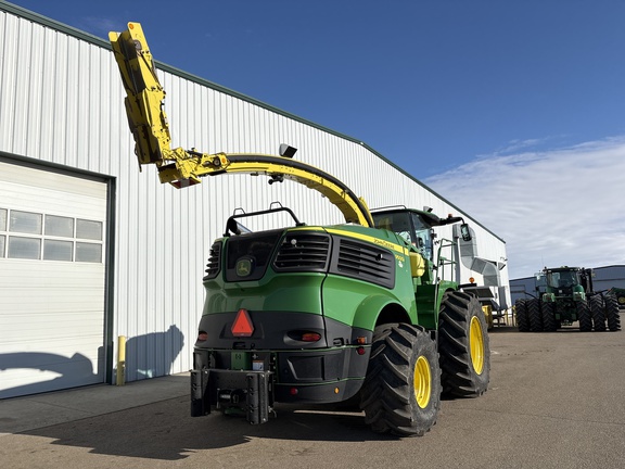 Used 2024 John Deere 9500 Self Propelled Forage Harvesters at Horizon Ag & Turf in Lloydminster, AB - Photo5