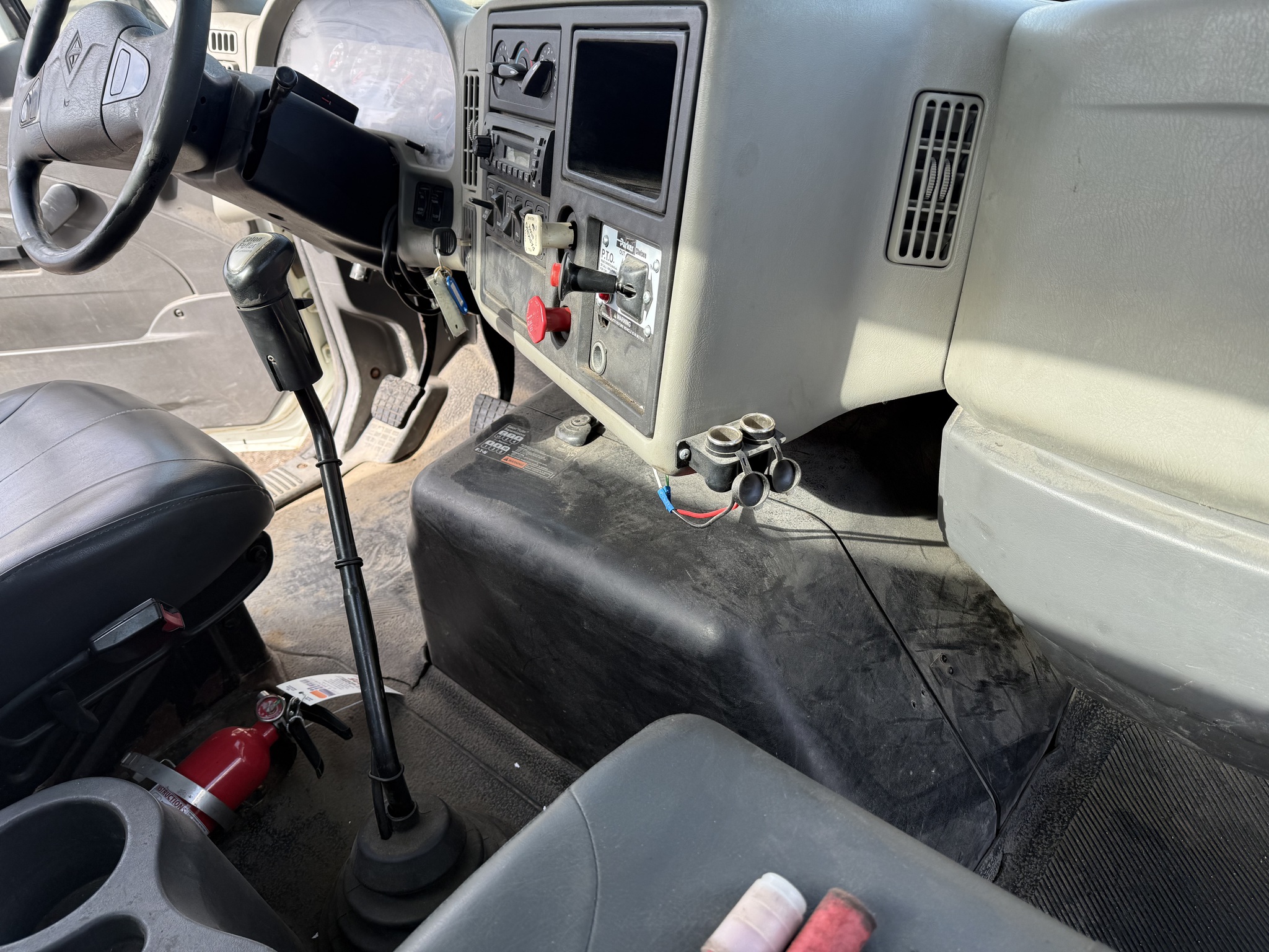 2010 International TK Image 13