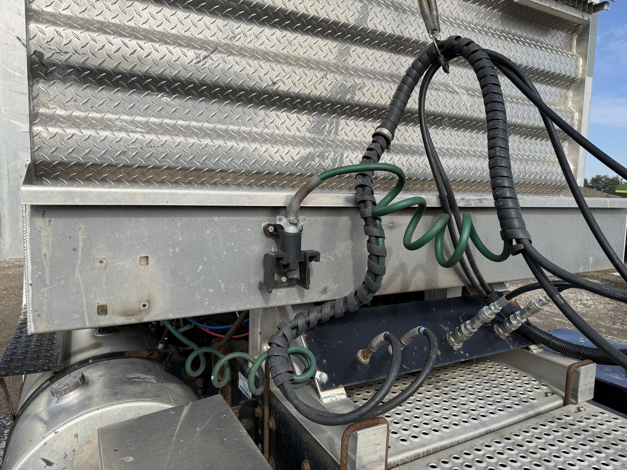 2010 International TK Image 6