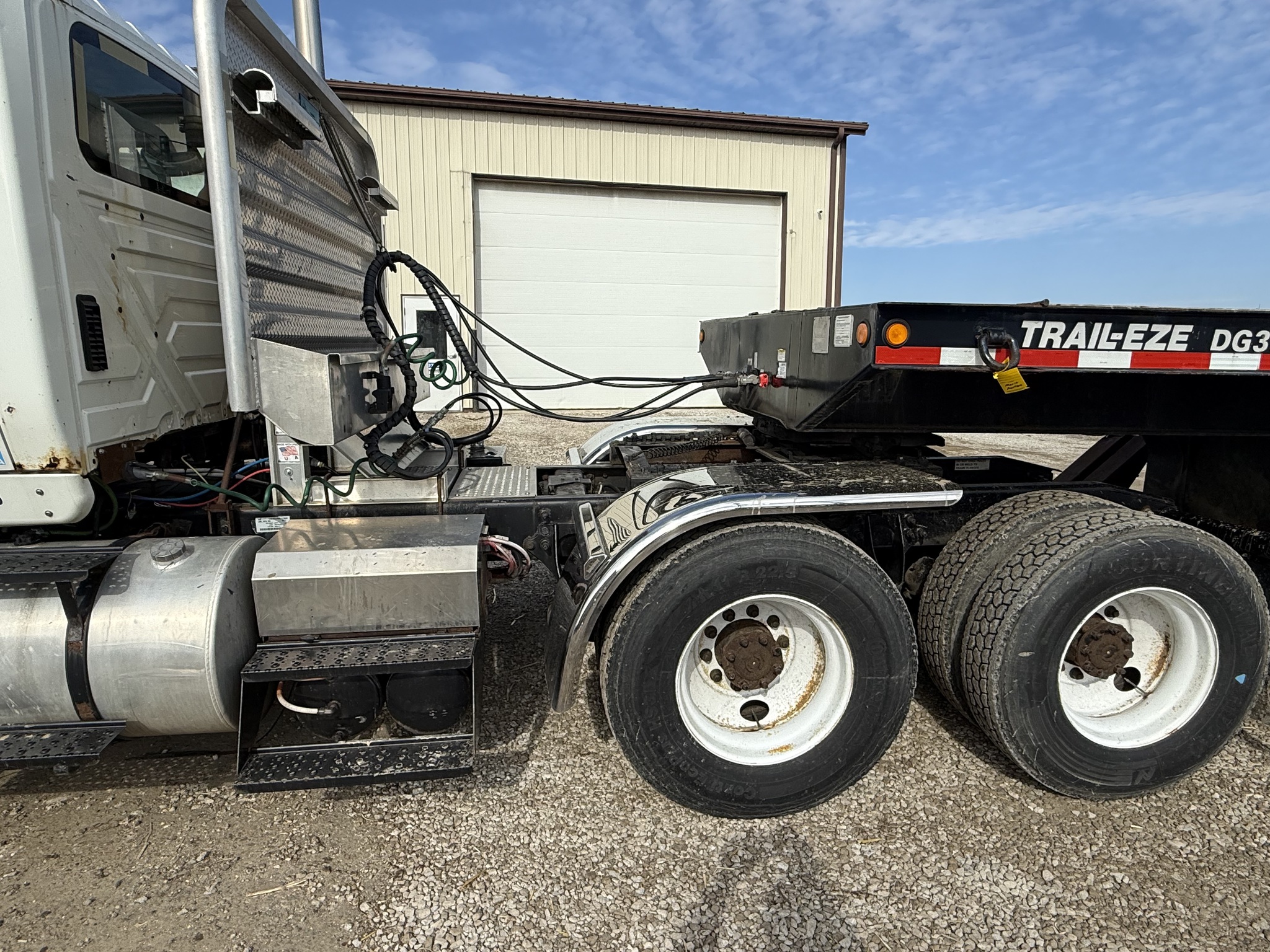 2010 International TK Image 4