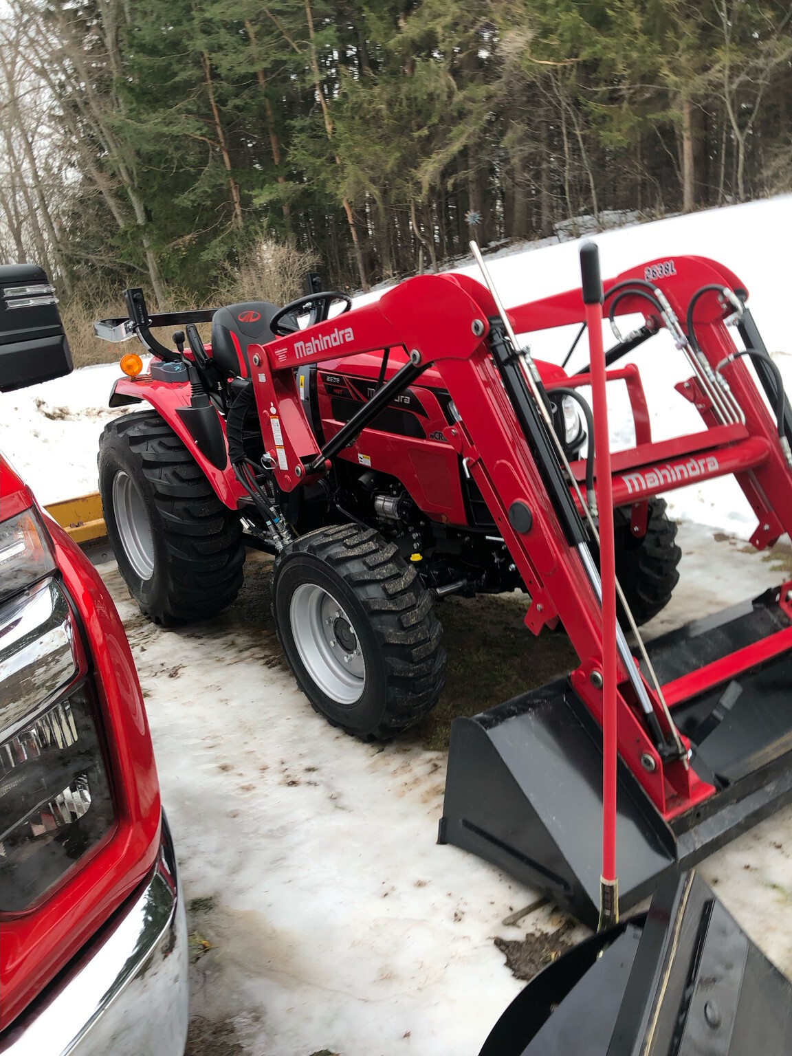 2024 Mahindra 2638 Image 2