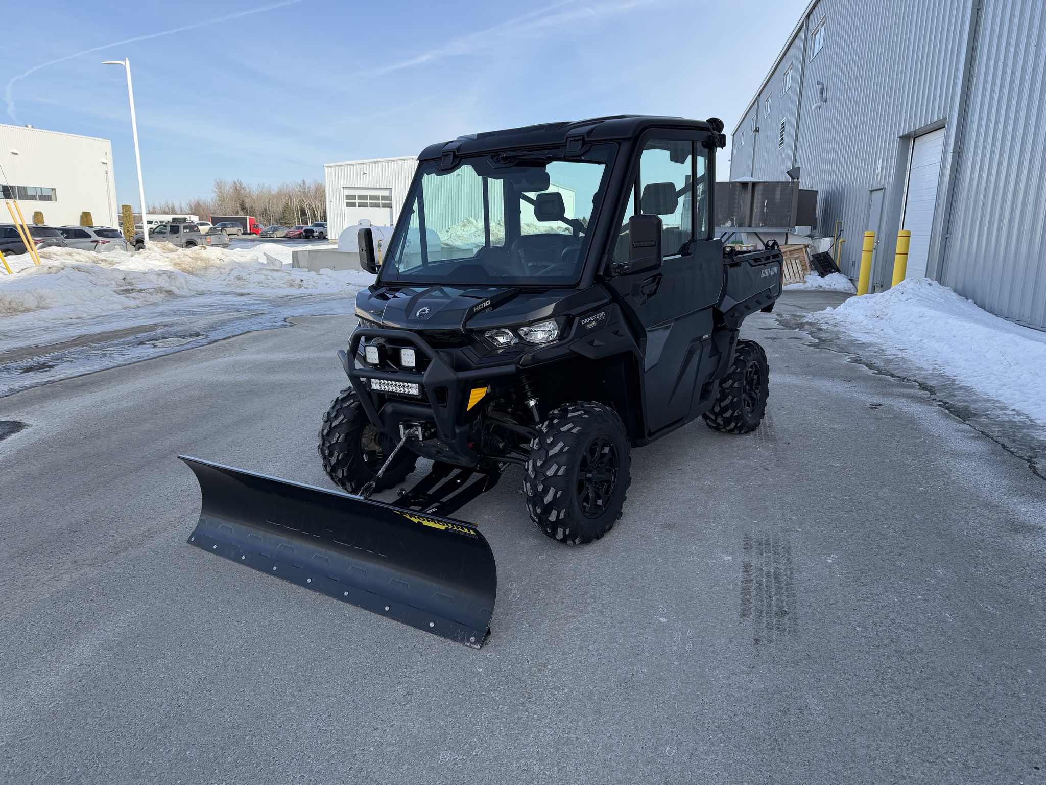 2023 Can-Am Defender XT HD10 Image 4