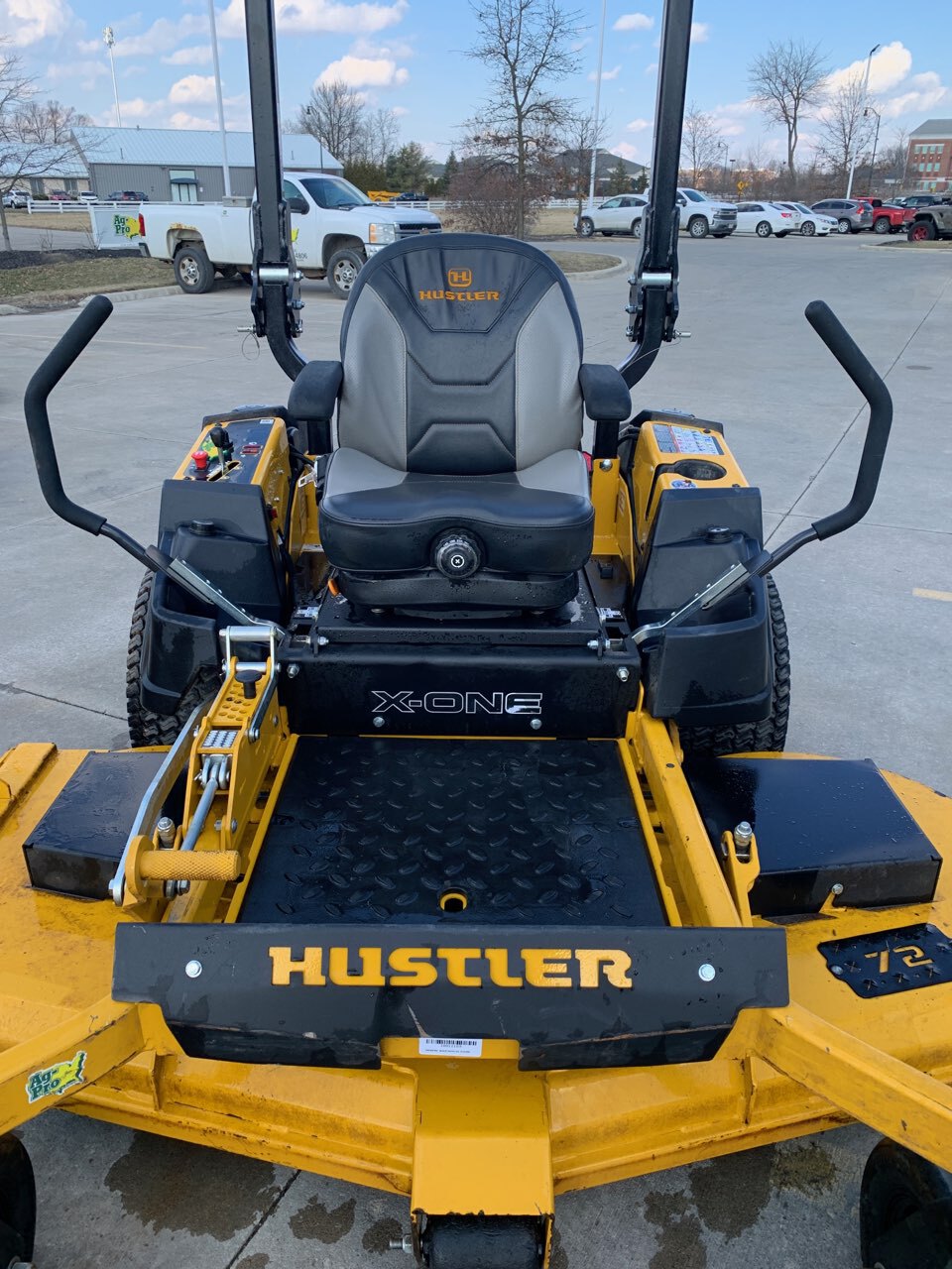 2025 Hustler X-ONE Image 9