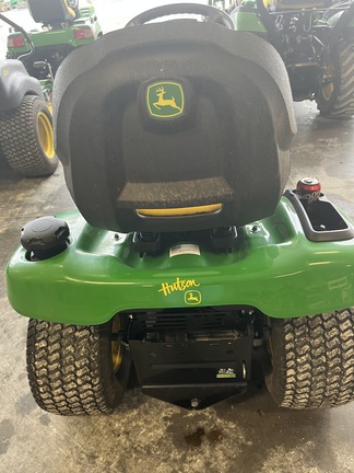 Photo of 2016 John Deere X330