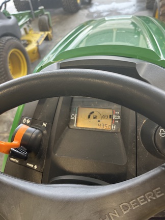 Photo of 2016 John Deere X330