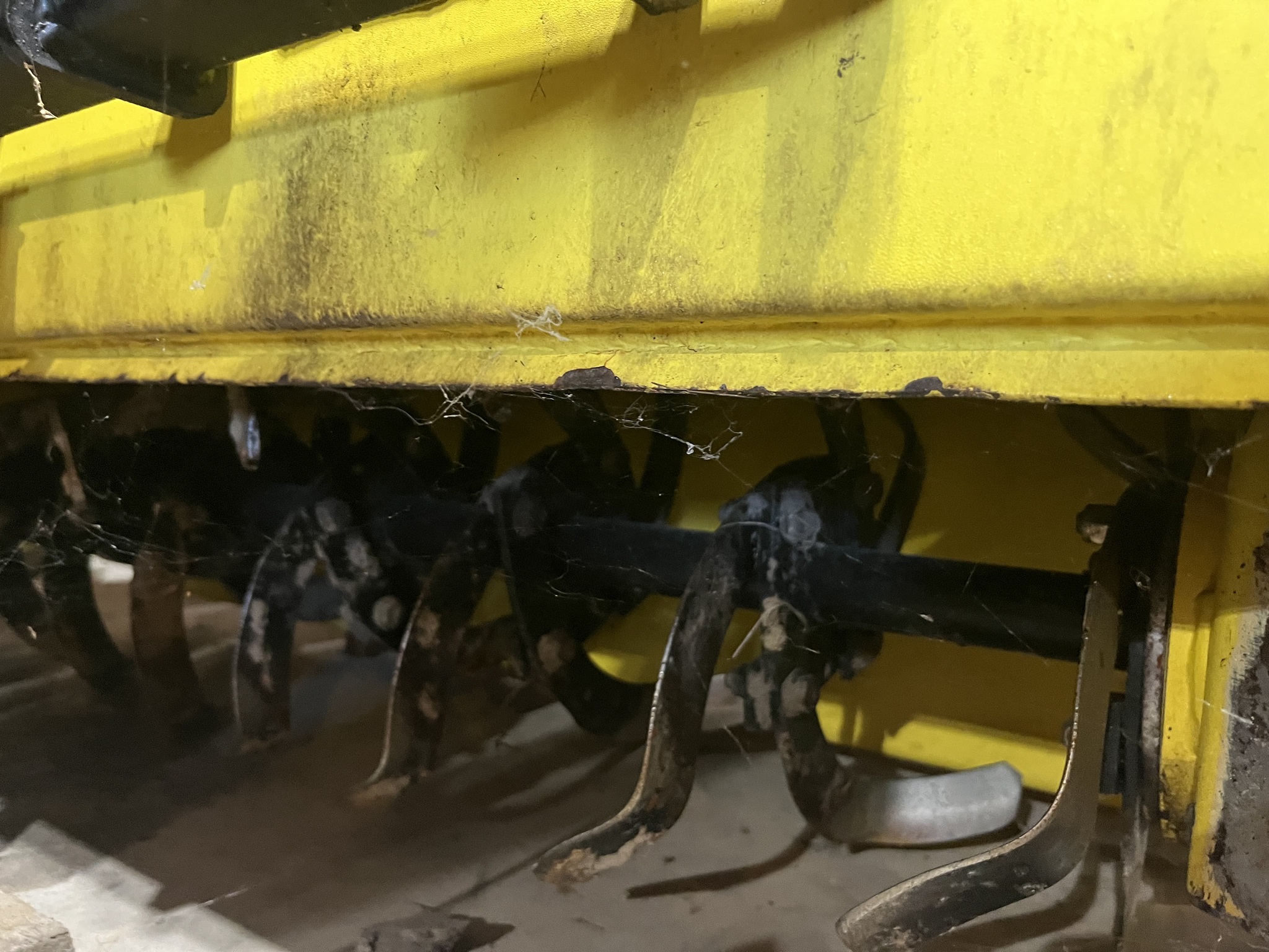 John Deere 42 HYD TILLER (X700) Image 4