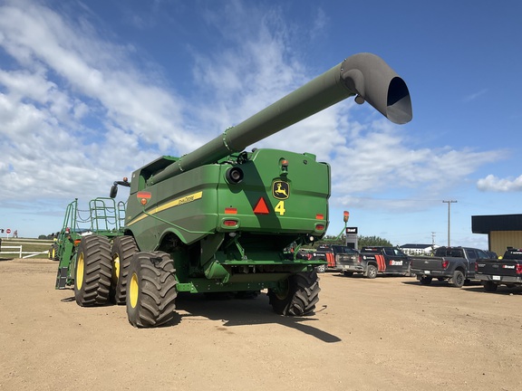 2018 John Deere S780