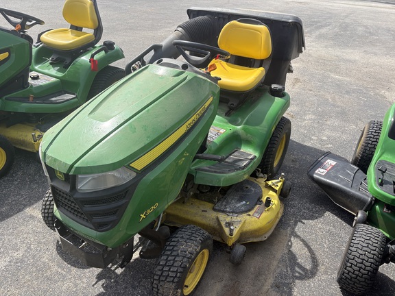Photo of 2014 John Deere X320
