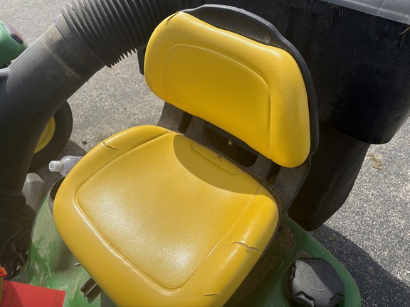 Photo of 2014 John Deere X320