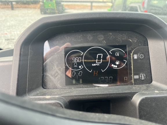 2022 John Deere XUV 835M