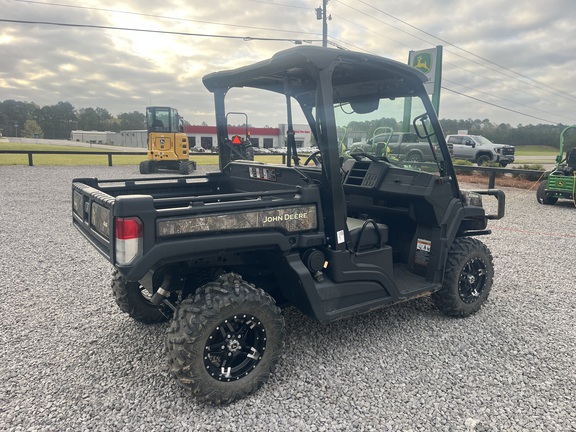 2022 John Deere XUV 835M