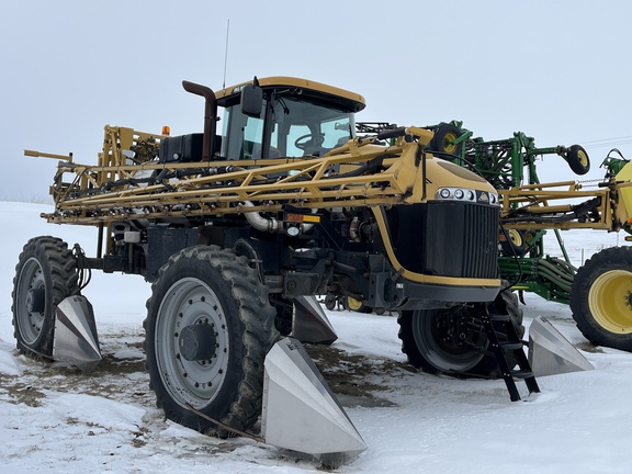 Used 2013 RoGator RG900 Self Propelled Sprayers at Horizon Ag & Turf in Falher, AB - Photo12