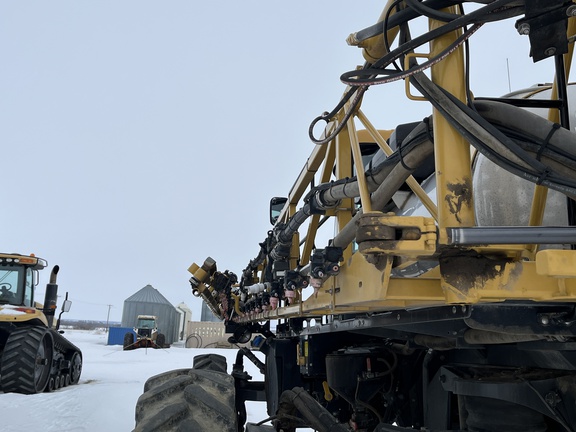 Used 2013 RoGator RG900 Self Propelled Sprayers at Horizon Ag & Turf in Falher, AB - Photo24