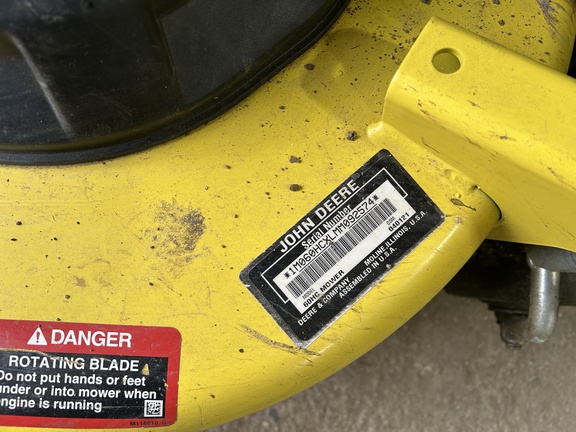 2021 John Deere X758 - Photo13