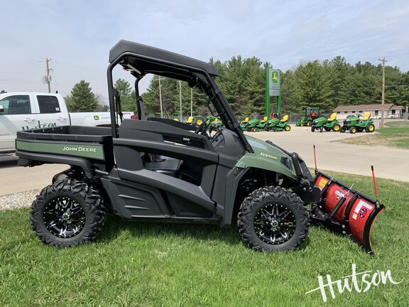 Photo of 2023 John Deere XUV 590M