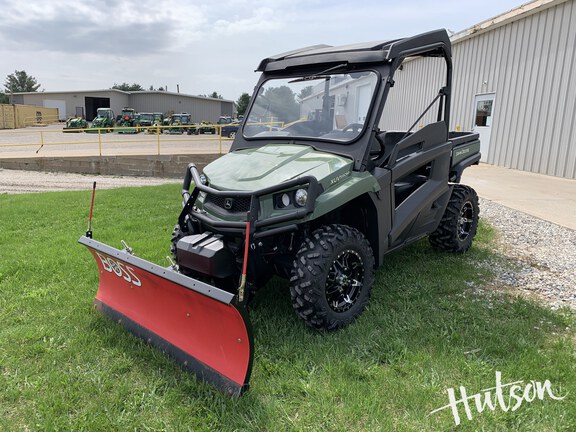 Photo of 2023 John Deere XUV 590M