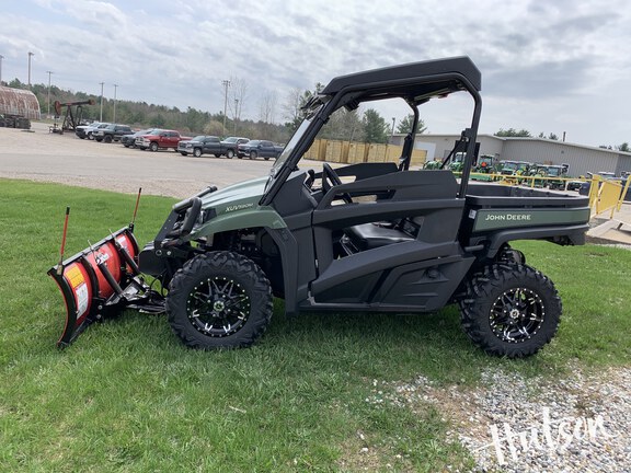 Photo of 2023 John Deere XUV 590M