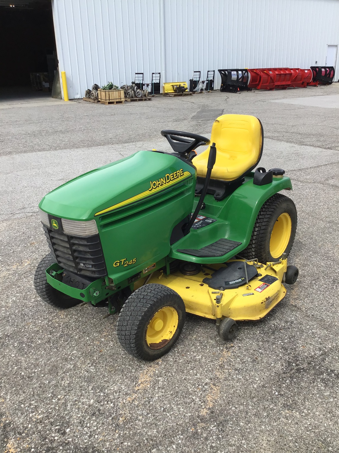 2003 John Deere GT245 Image 5