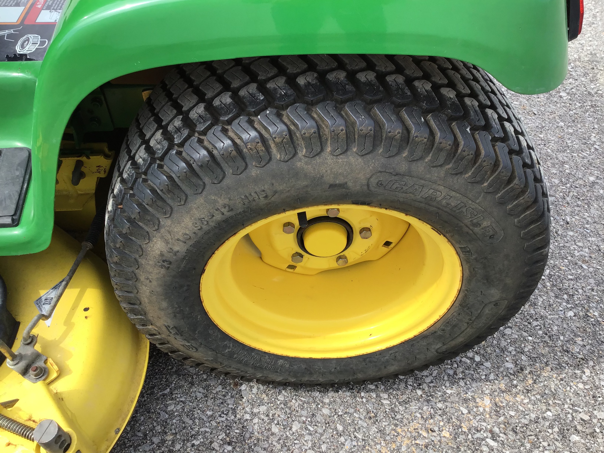 2003 John Deere GT245 Image 17