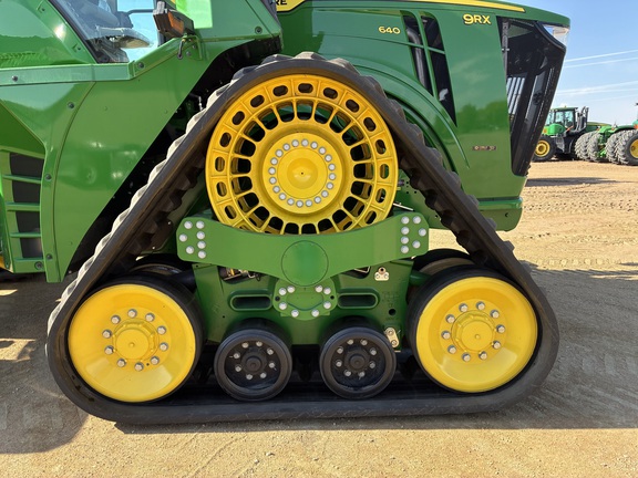 2025 John Deere 9RX 640 - Photo12