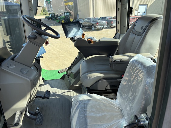 2025 John Deere 9RX 640 - Photo28