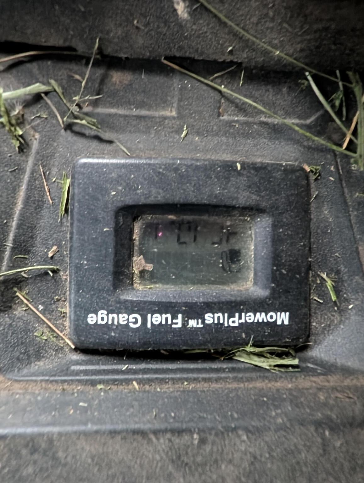 2022 John Deere Z515E Image 4