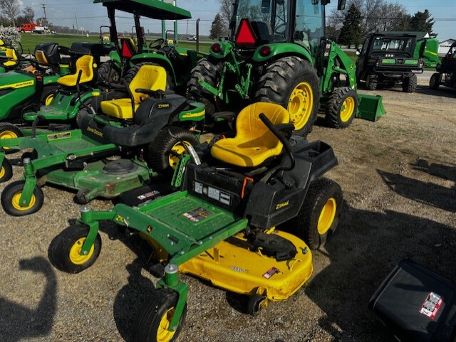 2020 John Deere Z525E Image 2