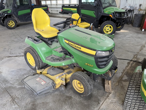  John Deere X540